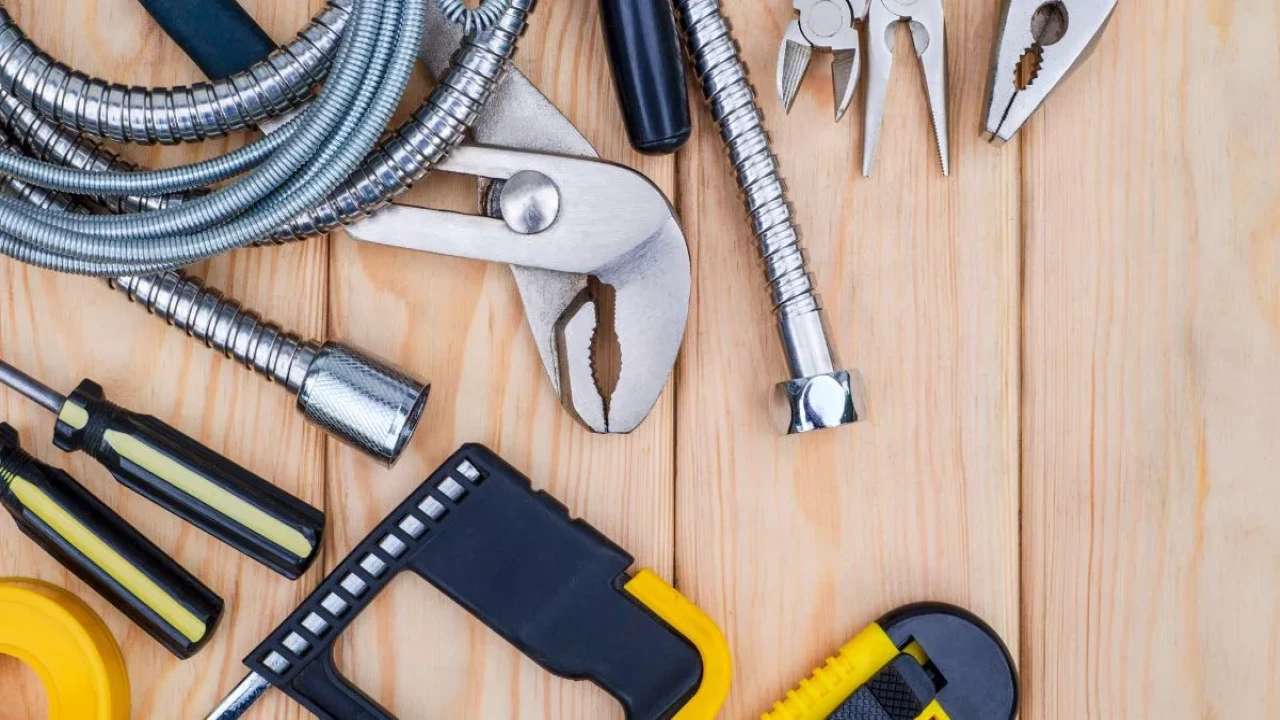 Page_73_blog_0_How_to_Start_a_Hardware_Shop_Business_in_India_2024_70ca4dca9d